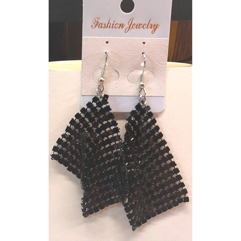 New Vintage Mesh Drop Dangle Earrings Black Shimmering Disco Chain Curtain 70s